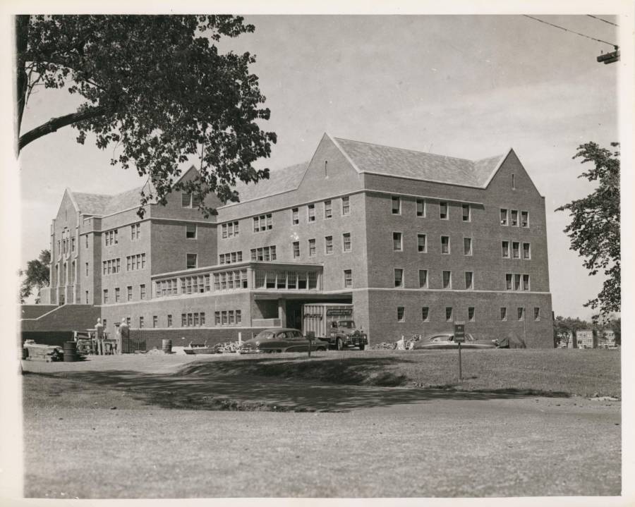 Title: Raether Library, Trinity College (Hartford, Connecticut); Image ID:...